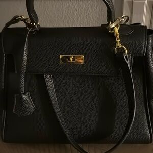 Pebble leather Gold hardware crossbody..